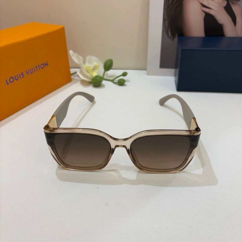 Louis Vuitton Sunglasses Lightweight 280700