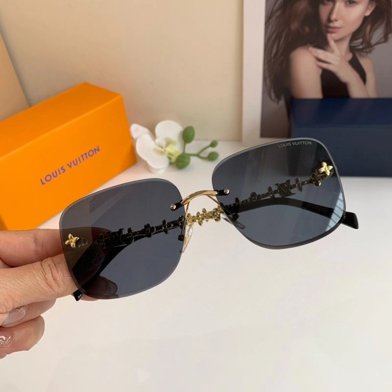 Louis Vuitton Sunglasses AllSeason 280697