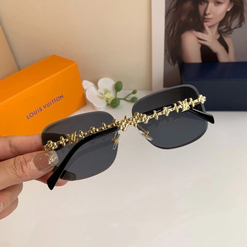 Louis Vuitton Sunglasses AllSeason 280697