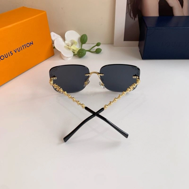 Louis Vuitton Sunglasses AllSeason 280697