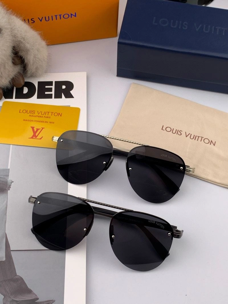 Louis Vuitton Sunglasses Bright 280703