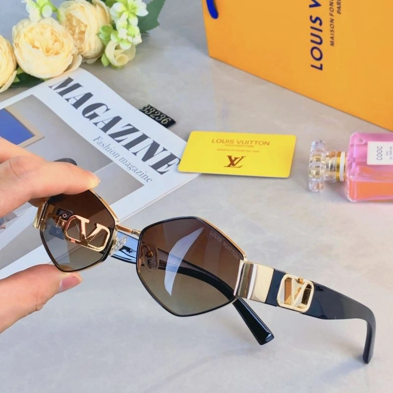 Louis Vuitton Sunglasses Popular 280709