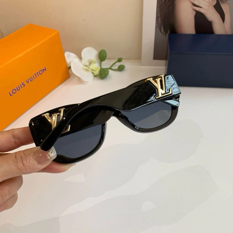 Affordable Louis Vuitton Sunglasses 280683