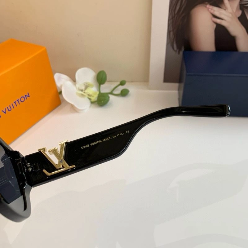 Affordable Louis Vuitton Sunglasses 280683