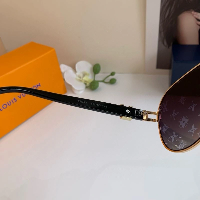 Louis Vuitton Sunglasses Cozy 280650