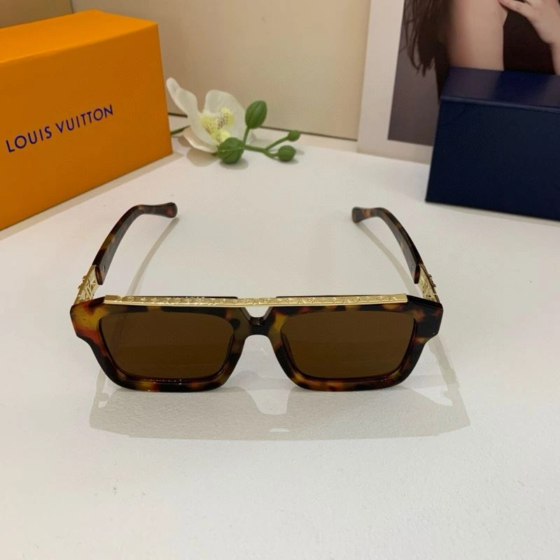 SportInspired Louis Vuitton Sunglasses 280653