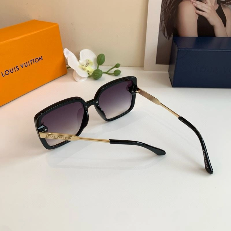 Louis Vuitton Sunglasses Efficient 280669