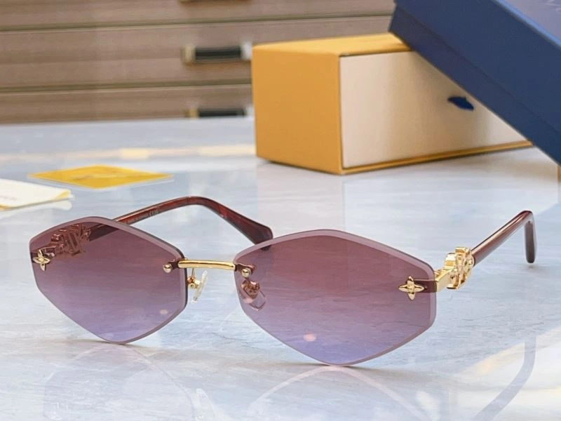 NewStyle Louis Vuitton Sunglasses 280674