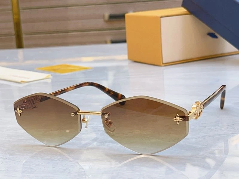 NewStyle Louis Vuitton Sunglasses 280674