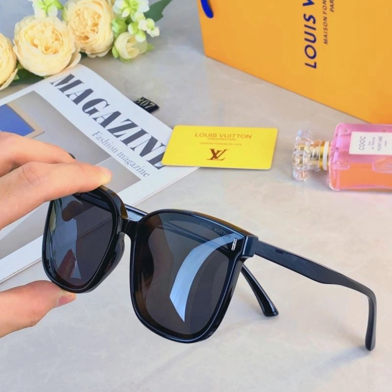 WellDesigned Louis Vuitton Sunglasses 280658