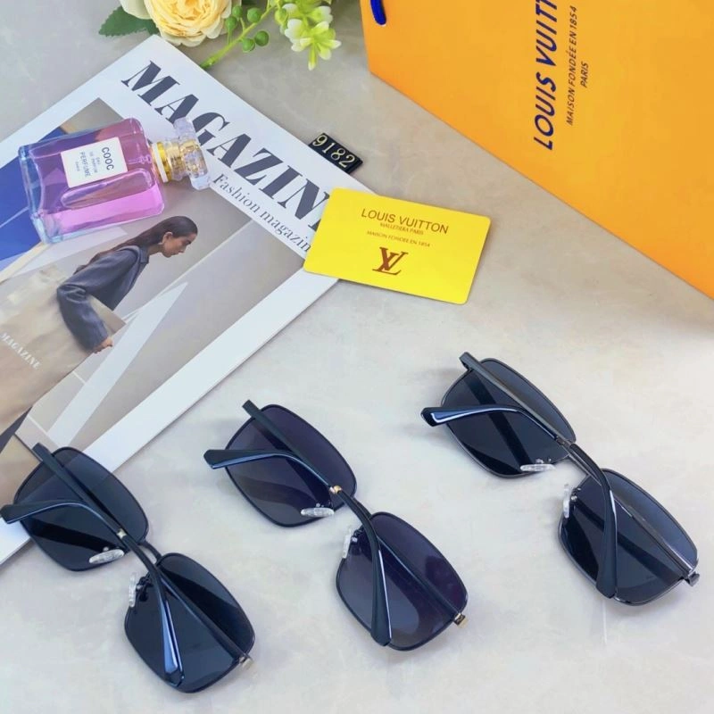Louis Vuitton Sunglasses Effortless 280659