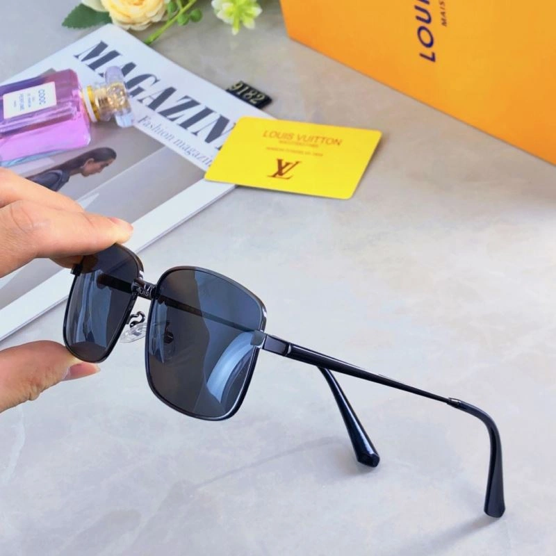 Louis Vuitton Sunglasses Effortless 280659