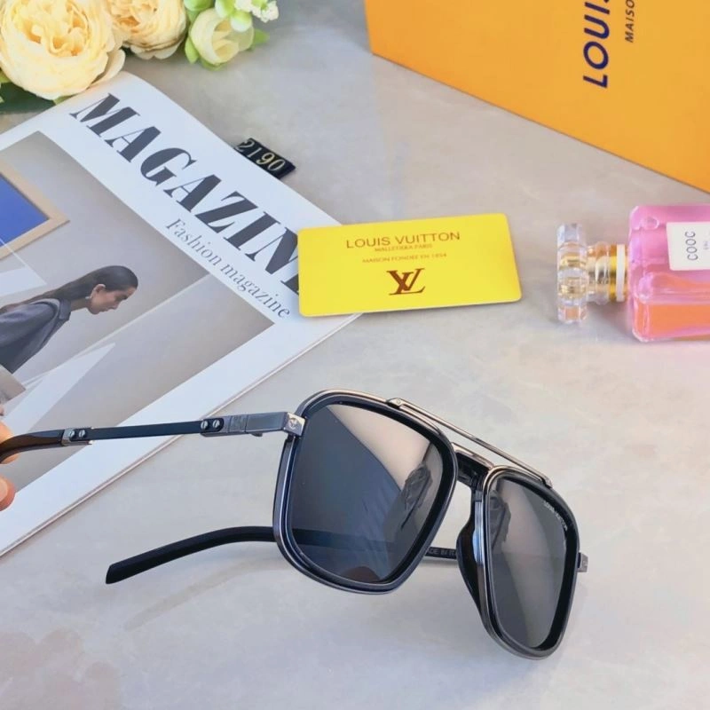 WaterResistant Louis Vuitton Sunglasses 280656