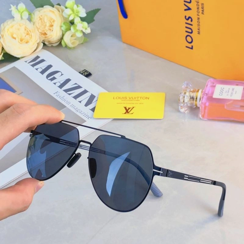 Packable Louis Vuitton Sunglasses 280657