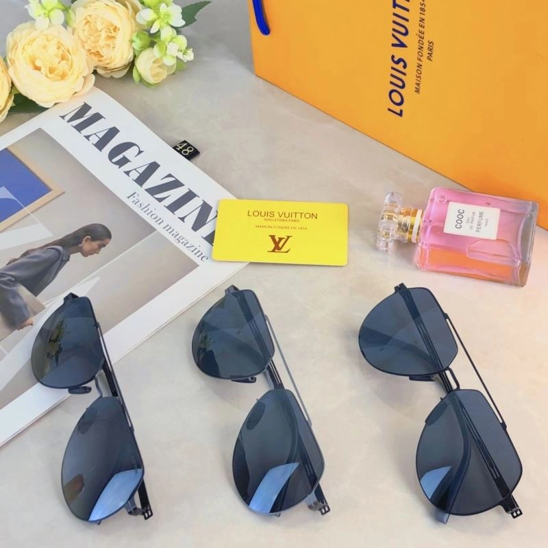 Packable Louis Vuitton Sunglasses 280657