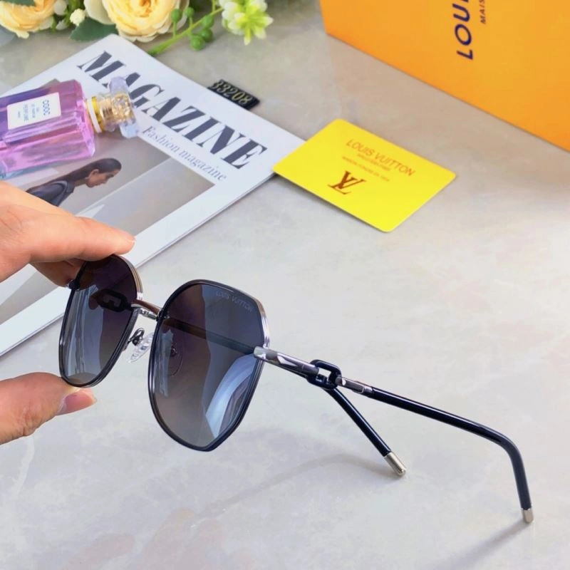 Louis Vuitton Sunglasses Cozy 280662