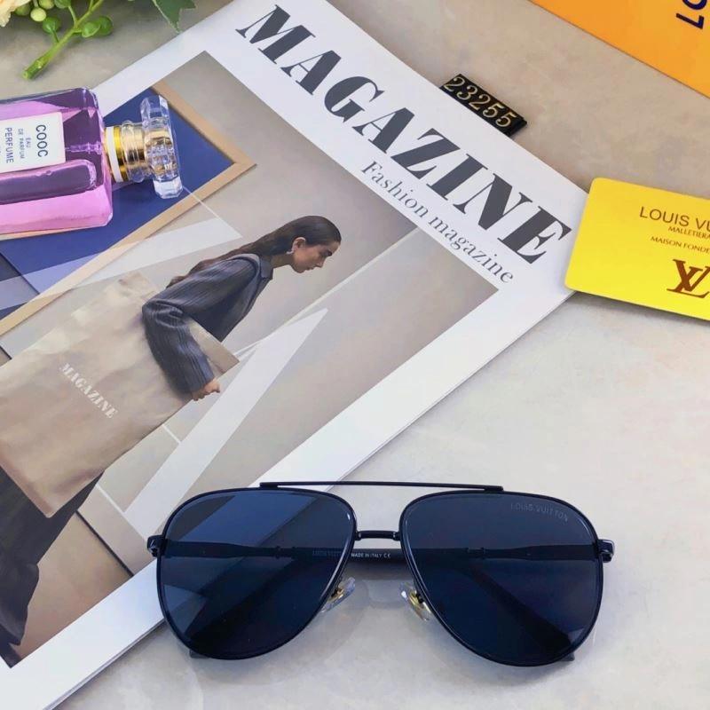 Elegant Louis Vuitton Sunglasses 280644