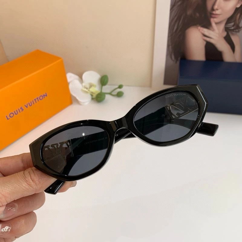 GoodFit Louis Vuitton Sunglasses 280651