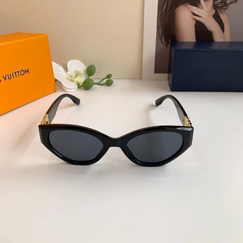 GoodFit Louis Vuitton Sunglasses 280651