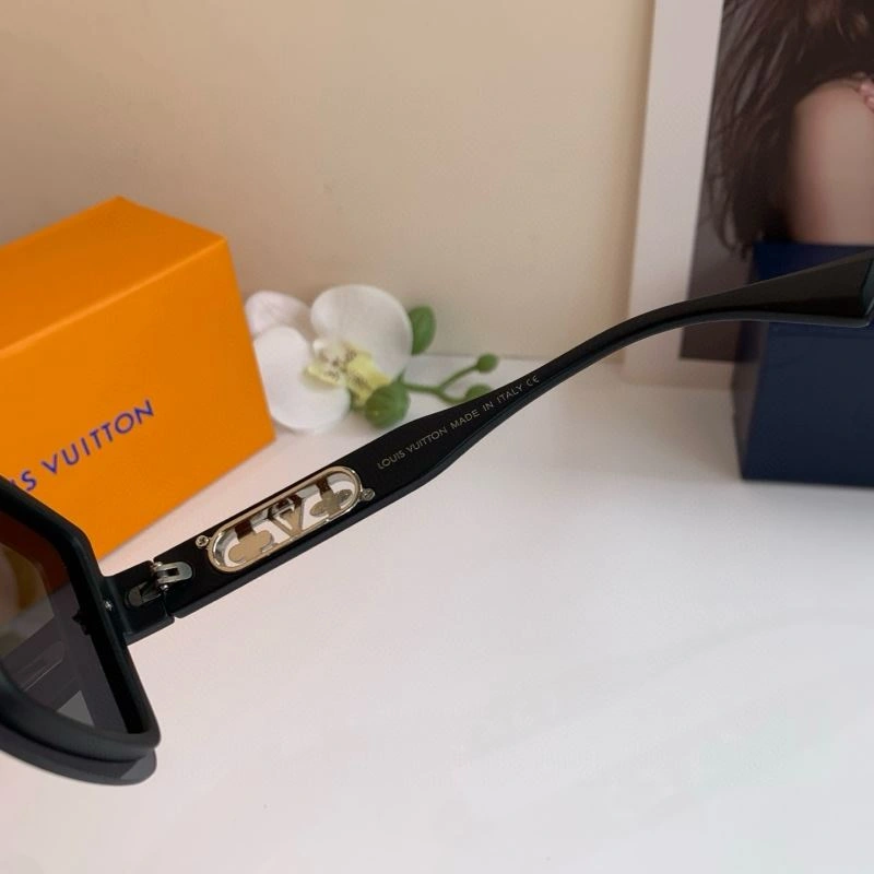 Louis Vuitton Sunglasses ComfortFit 280664