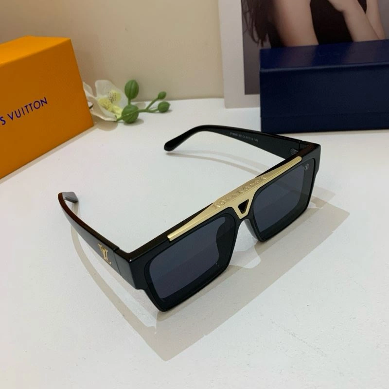 Louis Vuitton Sunglasses EasyCare 280643