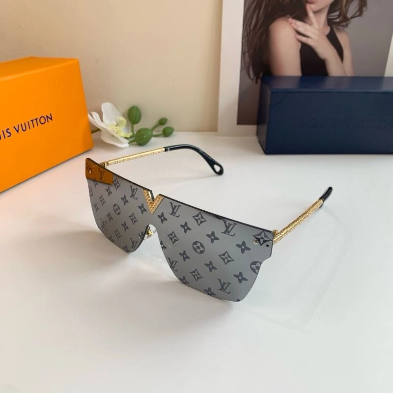 Louis Vuitton Sunglasses Durable 280646