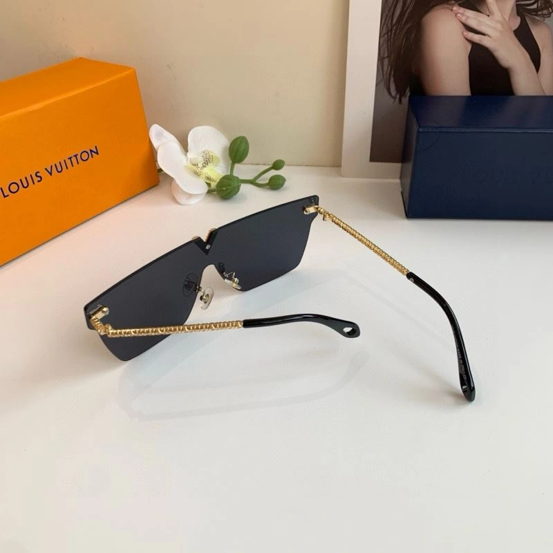 Louis Vuitton Sunglasses FashionForward 280640