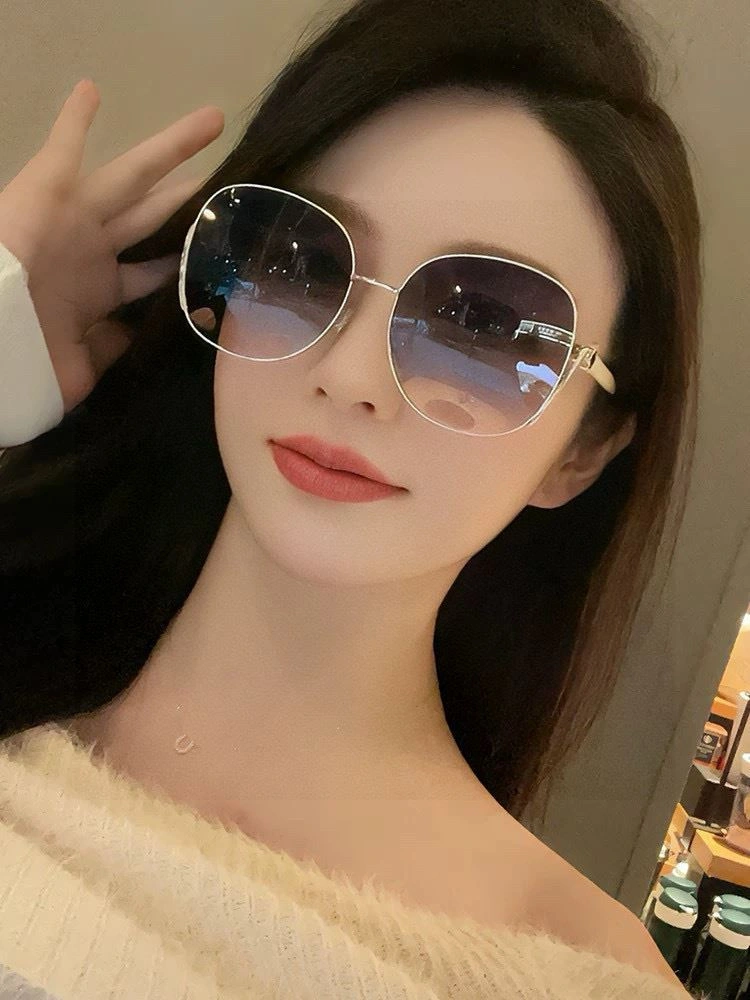 Soft Louis Vuitton Sunglasses 280639
