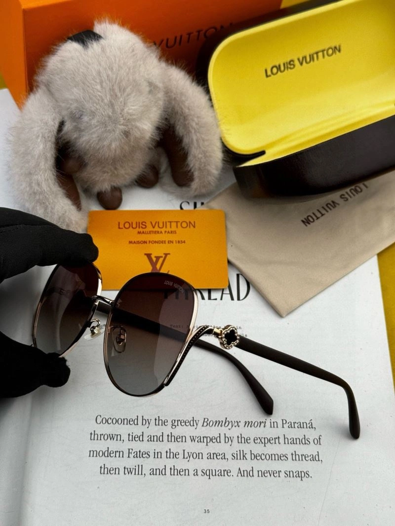 Soft Louis Vuitton Sunglasses 280639