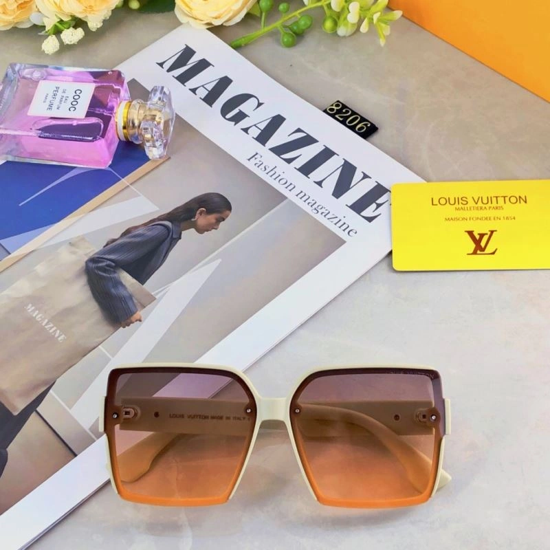 Louis Vuitton Sunglasses Effortless 280629
