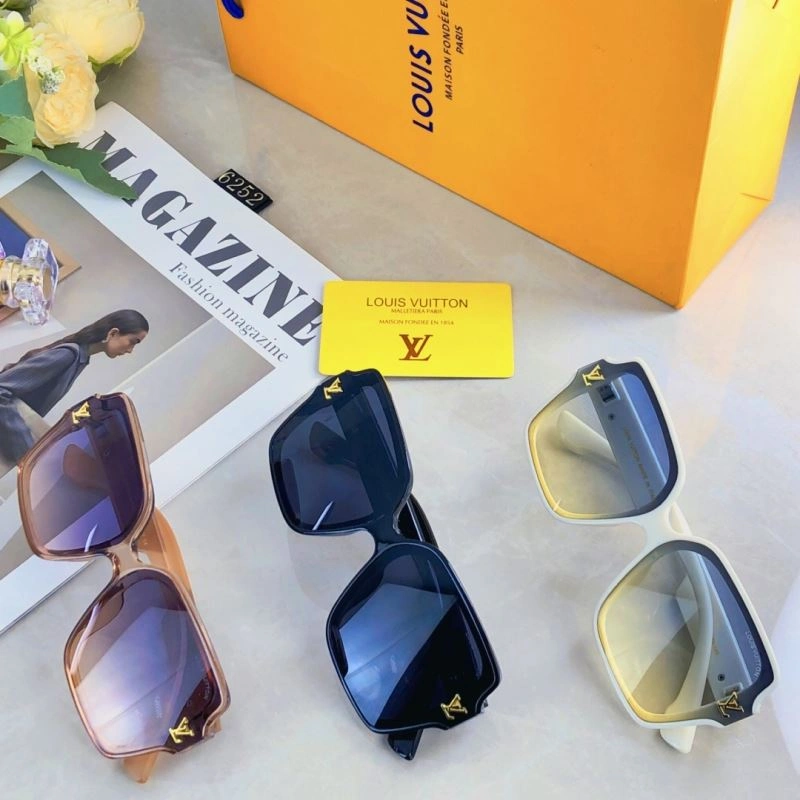 Louis Vuitton Sunglasses Cozy 280623