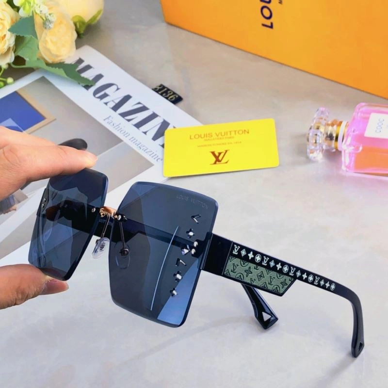 Louis Vuitton Sunglasses TechFriendly 280617