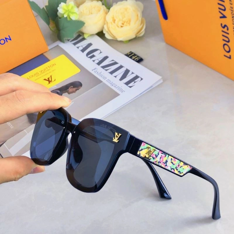 Louis Vuitton Sunglasses MultiPurpose 280622