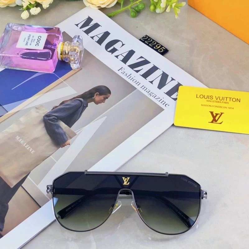 Minimalist Louis Vuitton Sunglasses 280618