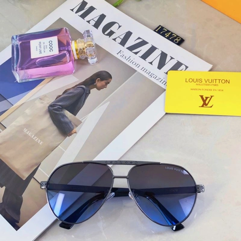 Louis Vuitton Sunglasses Youthful 280632