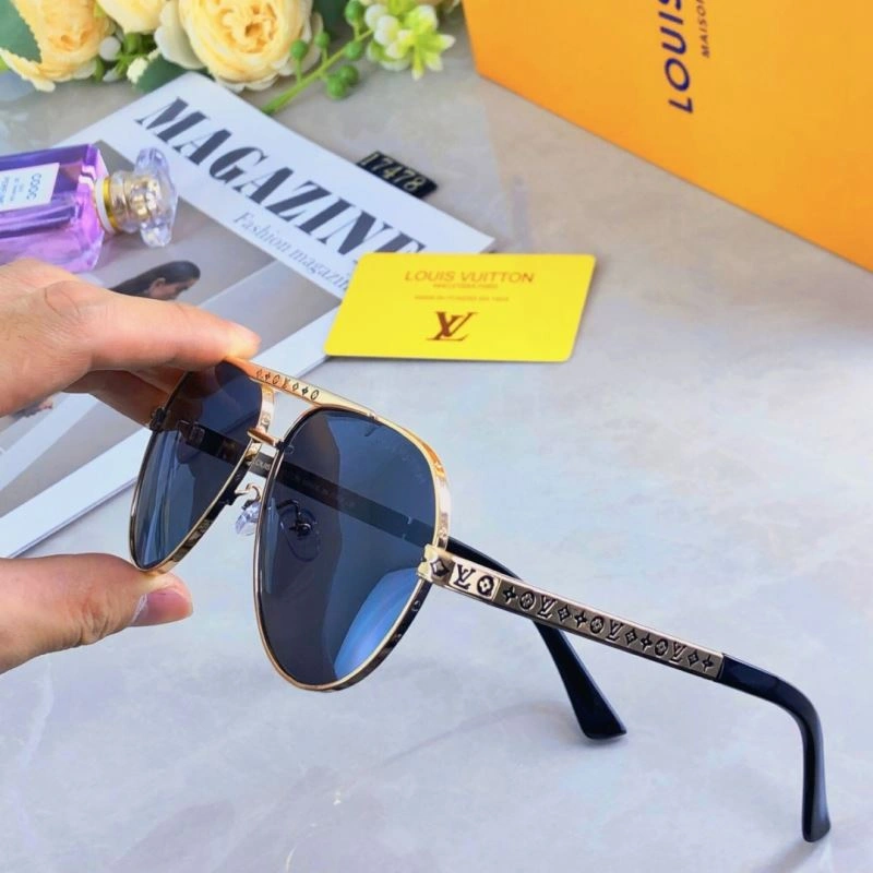 Louis Vuitton Sunglasses Youthful 280632