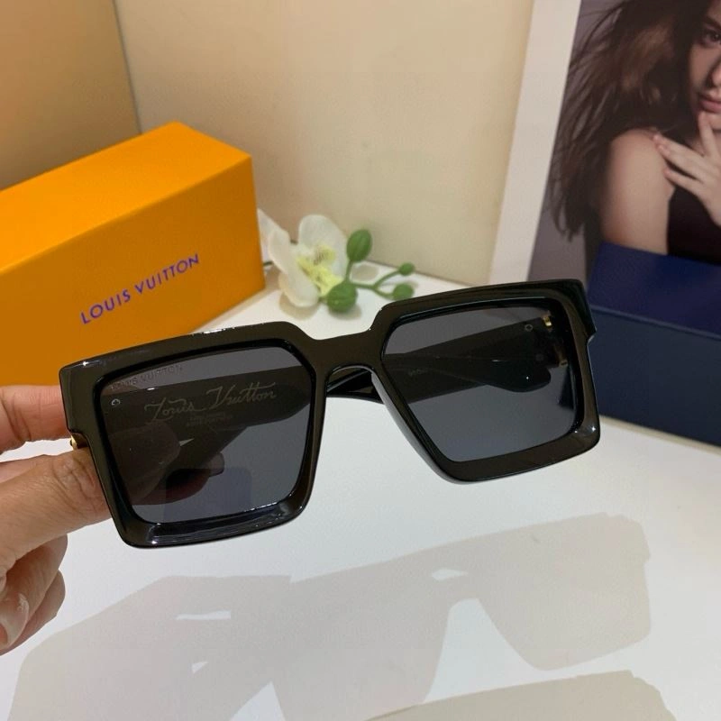 Trendy Louis Vuitton Sunglasses 280619