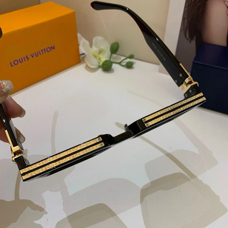 Trendy Louis Vuitton Sunglasses 280619