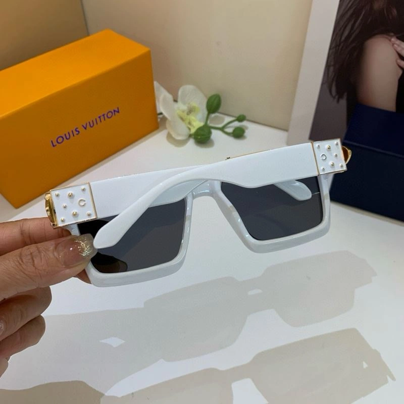 WrinkleFree Louis Vuitton Sunglasses 280612
