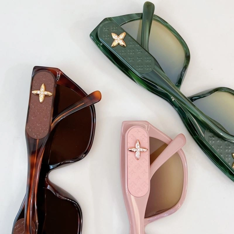 WaterResistant Louis Vuitton Sunglasses 280634
