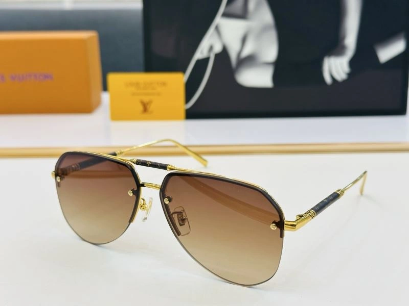 Sporty Louis Vuitton Sunglasses 280630