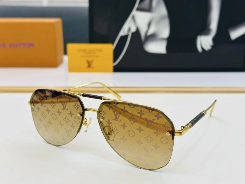 Sporty Louis Vuitton Sunglasses 280630