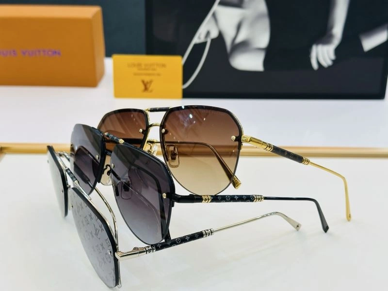 Sporty Louis Vuitton Sunglasses 280630