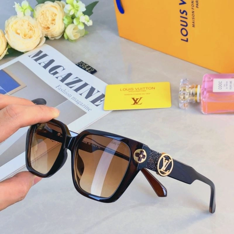 Stylish Louis Vuitton Sunglasses 280607