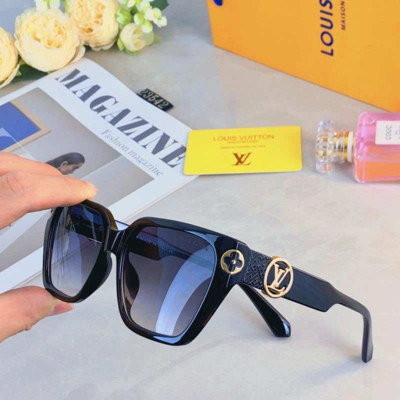 Stylish Louis Vuitton Sunglasses 280607