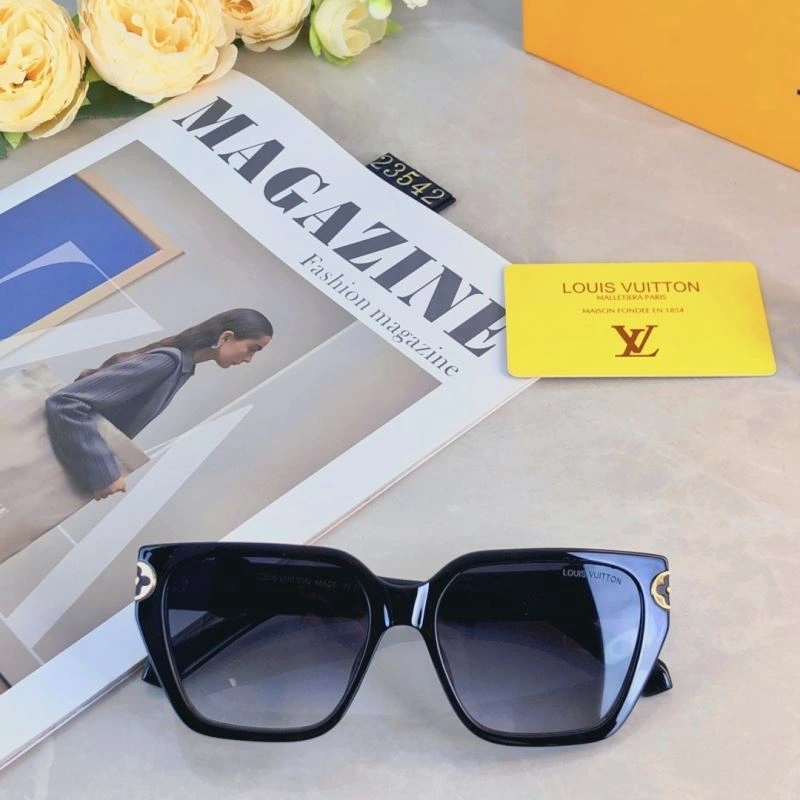 Stylish Louis Vuitton Sunglasses 280607