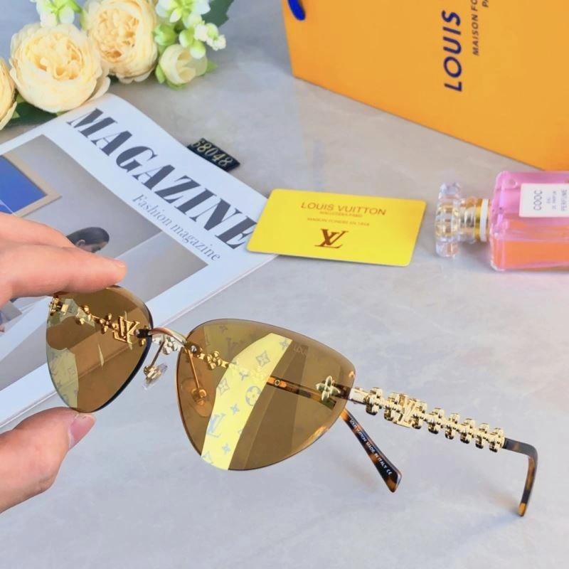 Louis Vuitton Sunglasses RelaxedFit 280624