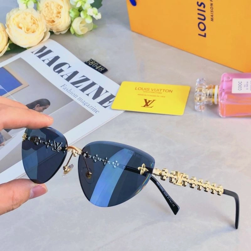 Louis Vuitton Sunglasses RelaxedFit 280624