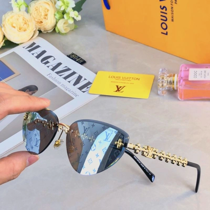 Louis Vuitton Sunglasses RelaxedFit 280624