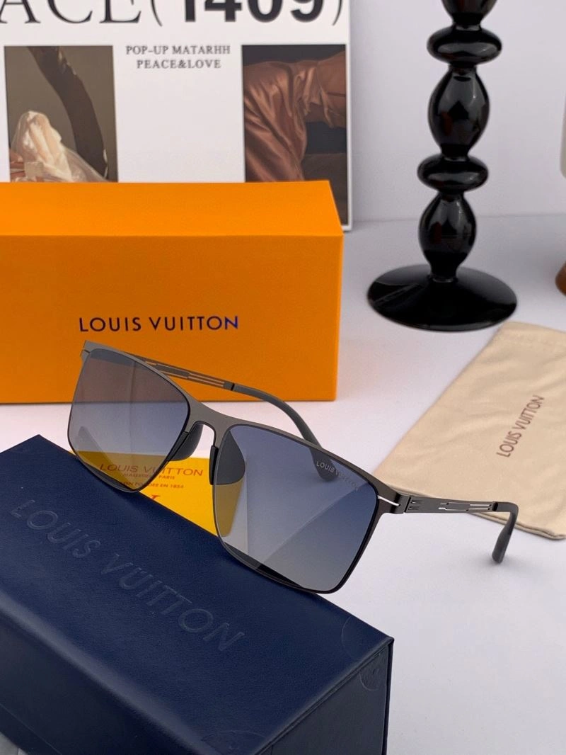 Louis Vuitton Sunglasses Fashionable 280625